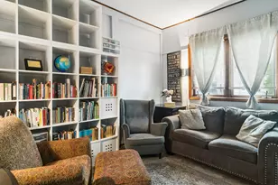 1423 W Hollywood Ave, Chicago, IL 60660 - Photo 37