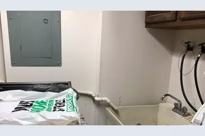 11277 S Roberts Road S #E, Palos Hills, IL 60465 - Photo 15