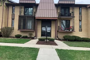 11277 S Roberts Road S, Palos Hills, IL 60465 - Photo 1