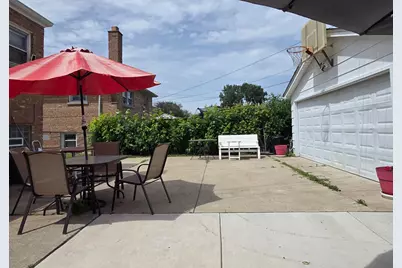 8713 S Washtenaw Avenue, Evergreen Park, IL 60805 - Photo 39