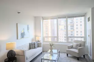 33 W Ontario St, Chicago, IL 60654 - Photo 9