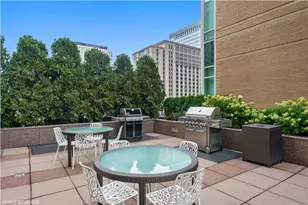 33 W Ontario St, Chicago, IL 60654 - Photo 11