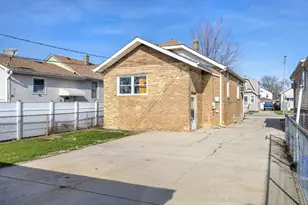1706 N 15th Ave, Melrose Park, IL 60160 - Photo 13