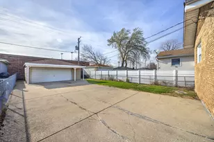 1706 N 15th Ave, Melrose Park, IL 60160 - Photo 15