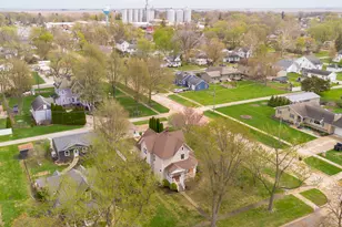 408 W 1st N St, Wenona, IL 61377 - Photo 7