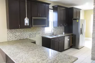 3025 E 80th Pl, Chicago, IL 60617 - Photo 11