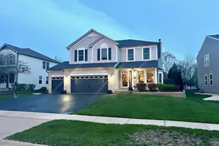 1002 Butterfield Cir E, Shorewood, IL 60404 - Photo 1