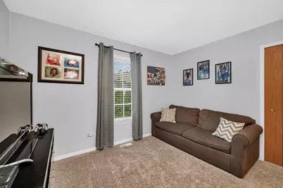 1002 Butterfield Circle E, Shorewood, IL 60404 - Photo 17