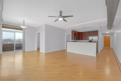 3611 W Montrose Avenue #407, Chicago, IL 60618 - Photo 3