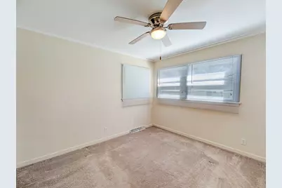 37130 N Parma Avenue, Lake Villa, IL 60046 - Photo 7