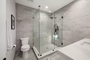 2042 N Honore St, Chicago, IL 60614 - Photo 35