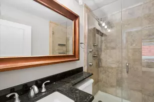 211 E Ohio St, Chicago, IL 60611 - Photo 11