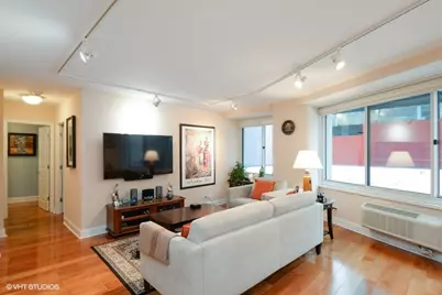 211 E Ohio Street #816, Chicago, IL 60611 - Photo 5