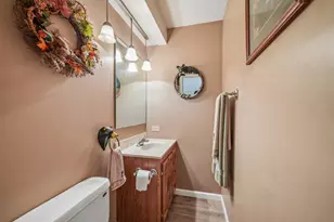 6 Crows Nest Ct, Third Lake, IL 60030 - Photo 9