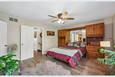 6 Crows Nest Court, Third Lake, IL 60030 - Photo 11