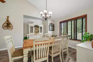 6 Crows Nest Ct, Third Lake, IL 60030 - Photo 5
