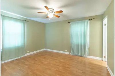 7615 Walnut Avenue, Woodridge, IL 60517 - Photo 9