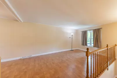 7615 Walnut Avenue, Woodridge, IL 60517 - Photo 3
