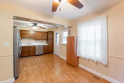 7615 Walnut Avenue, Woodridge, IL 60517 - Photo 5