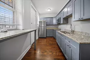 6635 S Ellis Ave, Chicago, IL 60637 - Photo 3