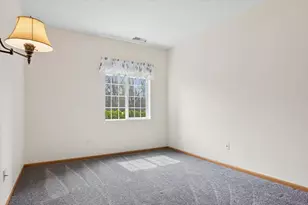 801 N McLean Blvd, Elgin, IL 60123 - Photo 7