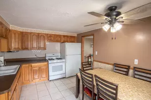 8953 S Corcoran Rd, Hometown, IL 60456 - Photo 7