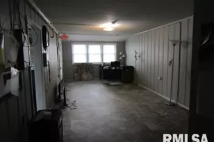 602 4th St, Rosiclare, IL 62982 - Photo 31