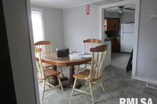 602 4th St, Rosiclare, IL 62982 - Photo 9