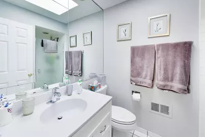 6643 Davis Street, Morton Grove, IL 60053 - Photo 11