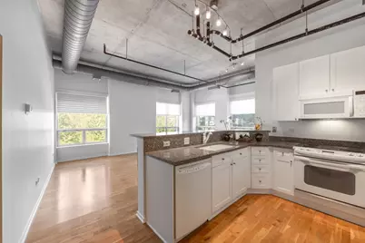 1640 Maple Avenue #302, Evanston, IL 60201 - Photo 5