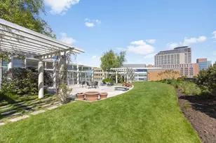 1640 Maple Ave, Evanston, IL 60201 - Photo 21