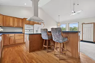 286 Fossil Ridge Rd, Wilmington, IL 60481 - Photo 9