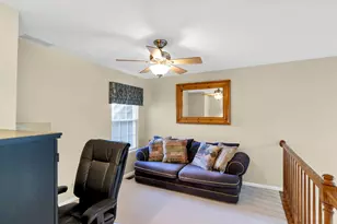 697 Bent Ridge Ln, Elgin, IL 60120 - Photo 23