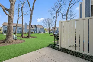 697 Bent Ridge Ln, Elgin, IL 60120 - Photo 25