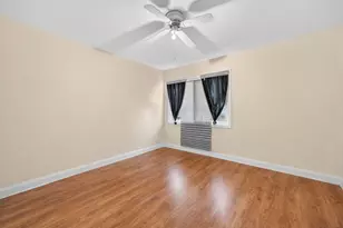 6102 Kit Carson Dr, Hanover Park, IL 60133 - Photo 15
