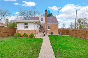 302 W 145th St, Riverdale, IL 60827 - Photo 19