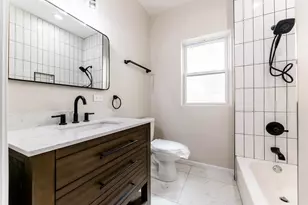 18 S Austin Blvd, Oak Park, IL 60304 - Photo 7