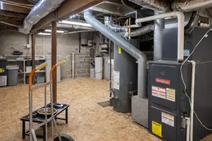 2285 W Center St, Decatur, IL 62526 - Photo 9