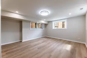 18 S Austin Blvd, Oak Park, IL 60304 - Photo 9