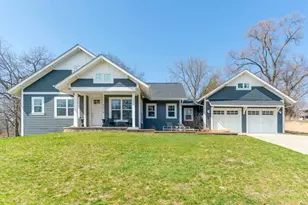 8610 Lakeshore Dr, Pleasant Prairie, WI 53158 - Photo 1