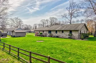 334 S Oak Ln, Streator, IL 61364 - Photo 23