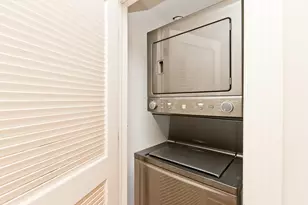 2414 W Moffat St, Chicago, IL 60647 - Photo 7