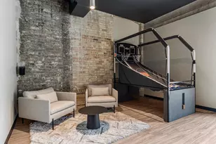 2032 N Clybourn Ave, Chicago, IL 60614 - Photo 29