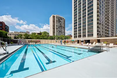 1560 N Sandburg Terrace #2411J, Chicago, IL 60610 - Photo 33