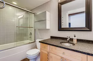 333 S Desplaines St, Chicago, IL 60661 - Photo 9