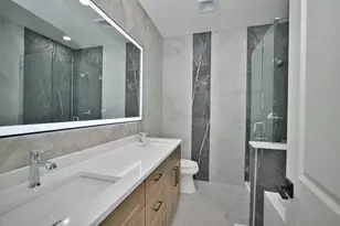 350 E Eastgate Pl, Chicago, IL 60616 - Photo 13