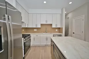 350 E Eastgate Pl, Chicago, IL 60616 - Photo 31