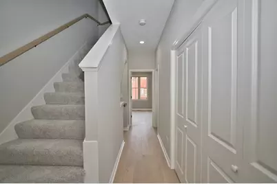 350 E Eastgate Place, Chicago, IL 60616 - Photo 7