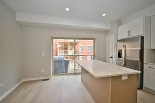 350 E Eastgate Pl, Chicago, IL 60616 - Photo 27