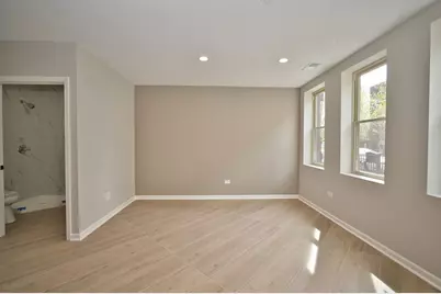 350 E Eastgate Place, Chicago, IL 60616 - Photo 5